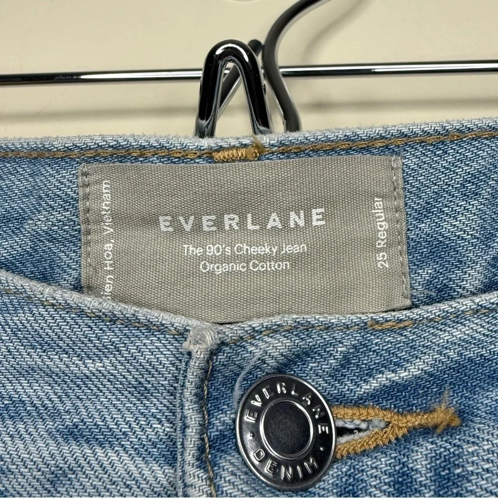 EVERLANE The 90s Cheeky Light Wash Straight Leg 100% Organic Cotton Jeans